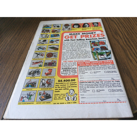 Howard The Duck #3 (May 1976 Marvel Comics) - Picture 2 of 3